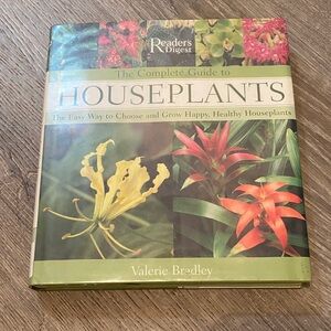 Reader’s Digest: The Complete Guide to Houseplants Hardcover Book